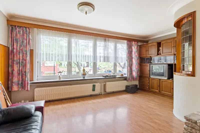 Ruime woning 4 slaapkamers garage tuin Borsbeek