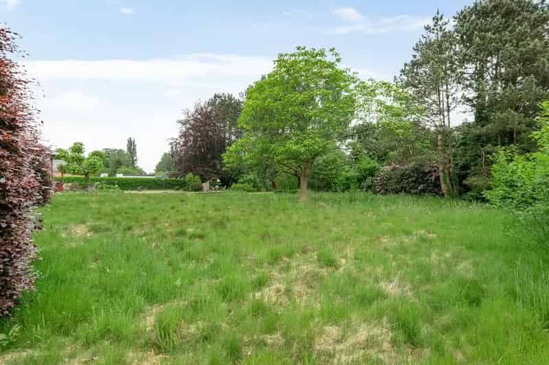 Bouwgrond 2445m² Open Bebouwing Landelijke Charme