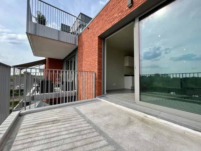 Appartement te huur Zele: 1 slaapkamer, terras en parking