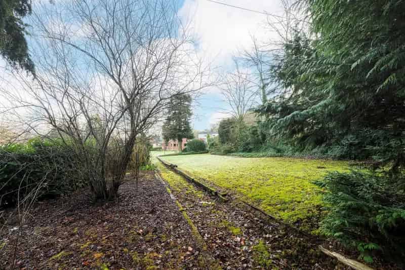 Bouwgrond Open Bebouwing 839m² Nabij Scholen en Winkels