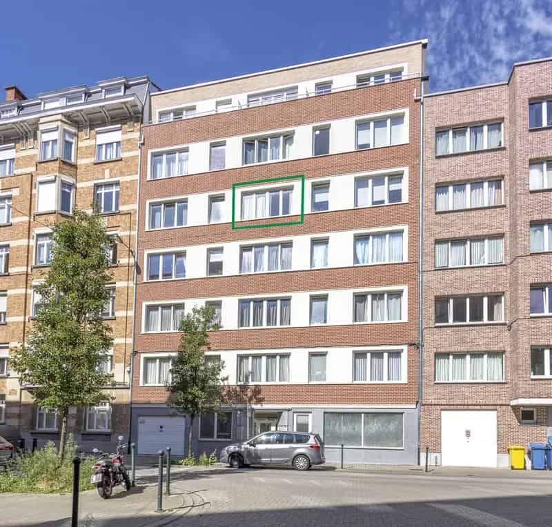 Gezellige Studio te Etterbeek Nabij Jubelpark