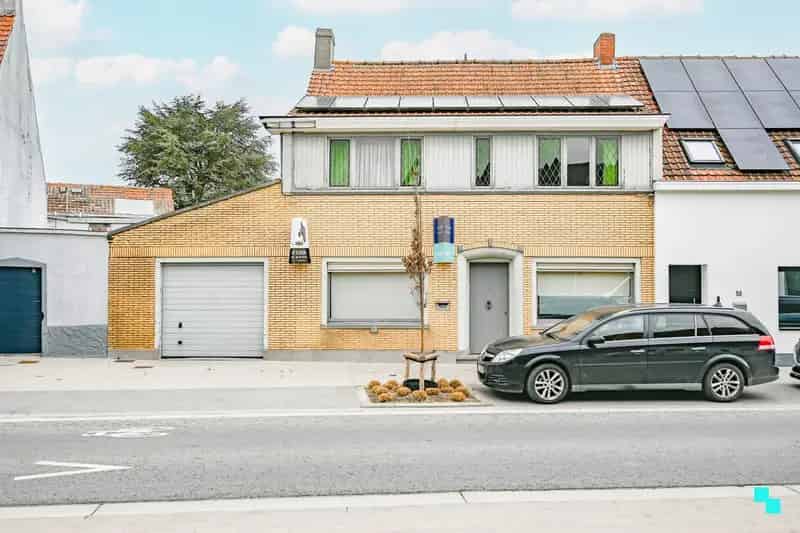 Huis te huur Oostrozebeke 4 slaapkamers