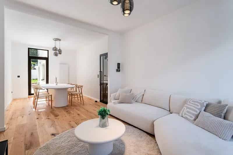 Tiptop gerenoveerde woning met tuin 8534930
