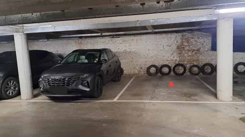 Overdekte Autostaanplaats Tienen Centrum