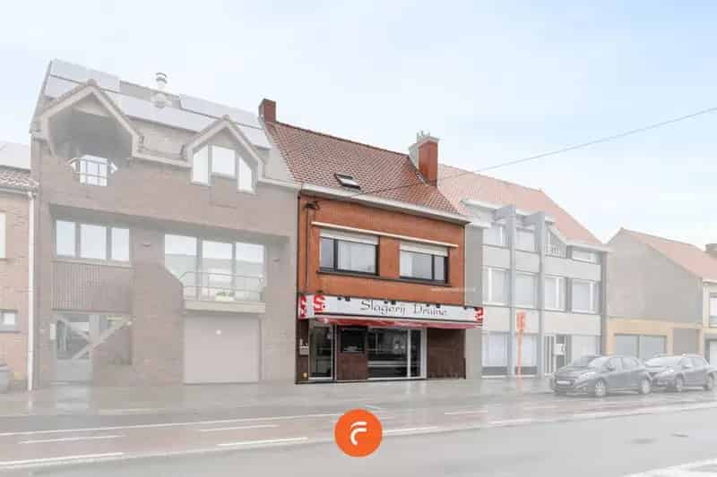 Handelspand Met Woonst Te Koop Menen