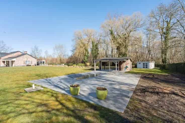 Villa te koop Wijgmaal 5 slaapkamers zwembad vijver