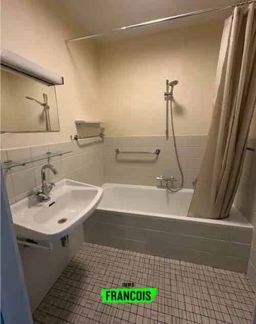 Appartement te huur Kortrijk Centrum - 2 slaapkamers - Parkeerplaats