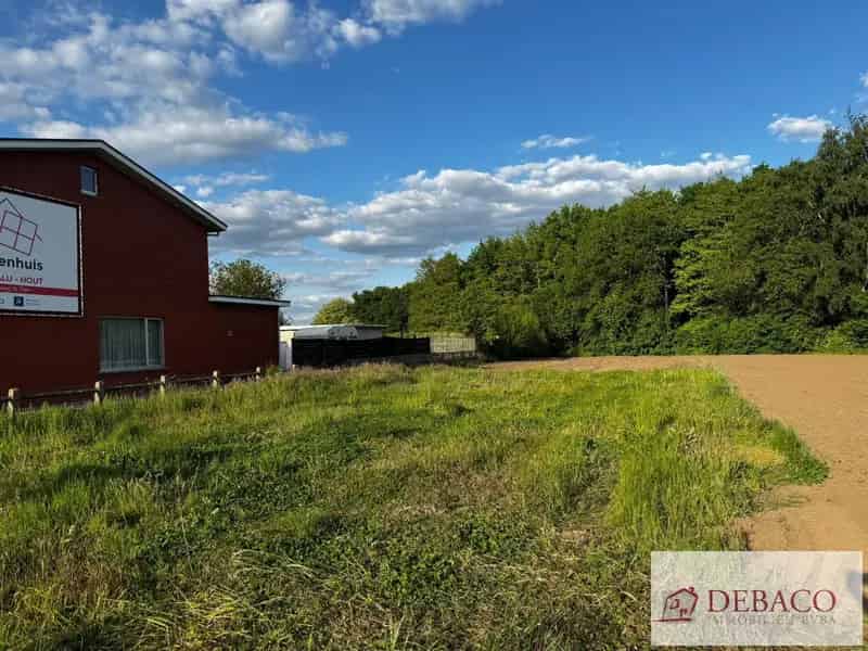 Bouwgrond te huur 572m²