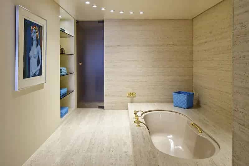 Penthouse Oostende: Luxe Minimalisme met Prachtige Terrassen