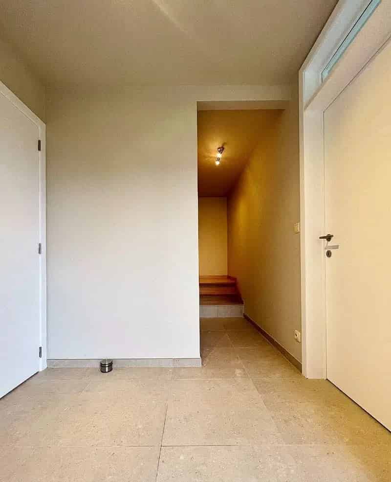 Halfopen Woning 4 slaapkamers Garage Tuin Vernieuwd