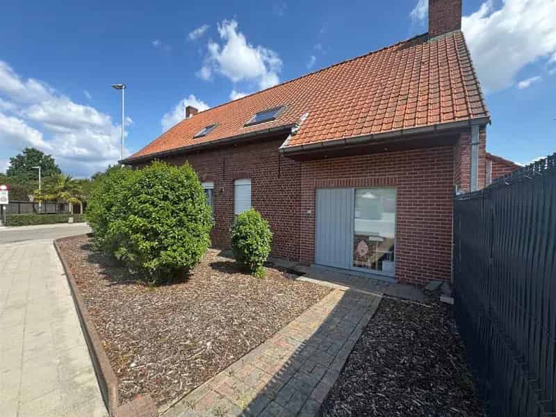 Instapklare woning 3 slaapkamers 485m²