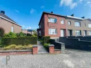 Huis te koop Zottegem 3 slaapkamers grote tuin garage