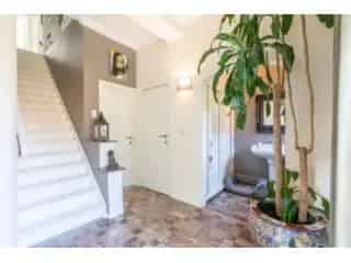 Villa te koop Waterloo 5 slaapkamers zwembad tuin