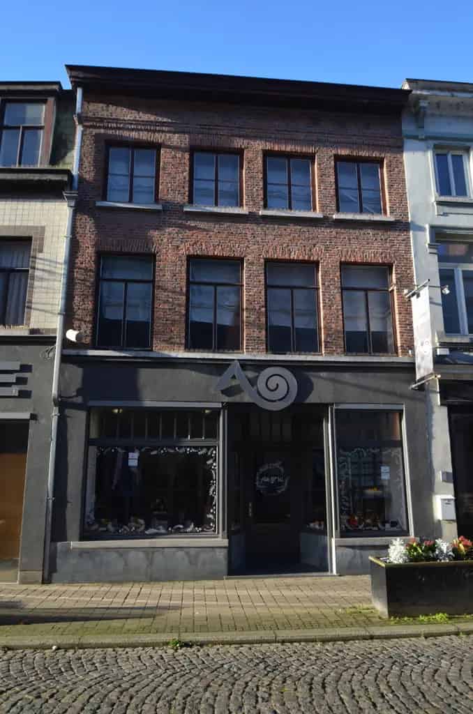 Handelshuis met Atelier en Stadstuin te Lokeren