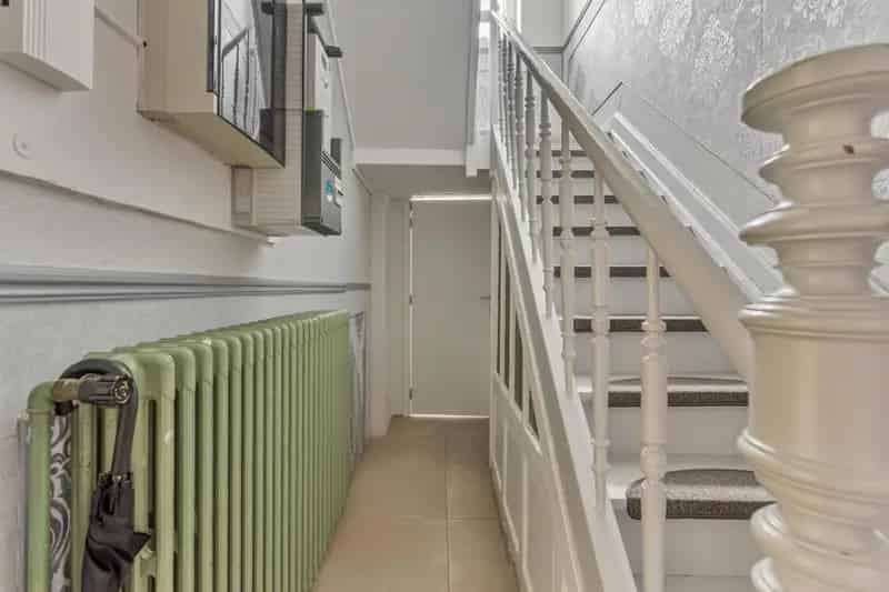 Centraal Gelegen Instapklare Gezinswoning 4 Slaapkamers Zottegem