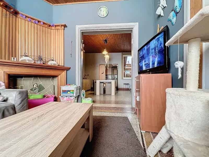 OP TE FRISSEN WONING 2 SLP EN TUIN RONSE