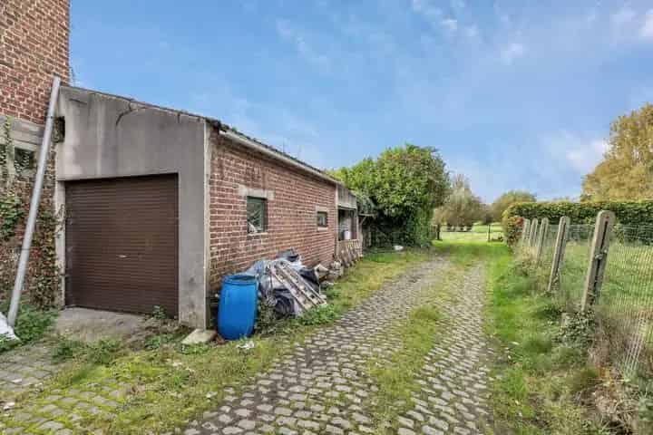 Bouwgrond 3 are 41 ca Liedekerke - 2 garages