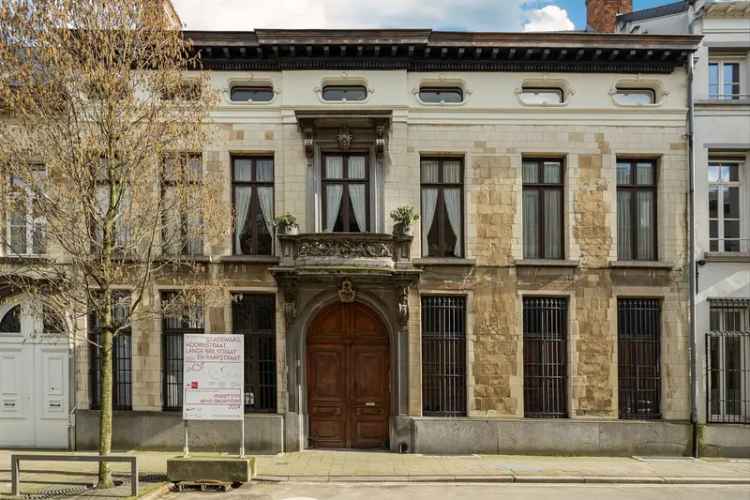 Appartement te huur Antwerpen: gerenoveerd met 2 slaapkamers