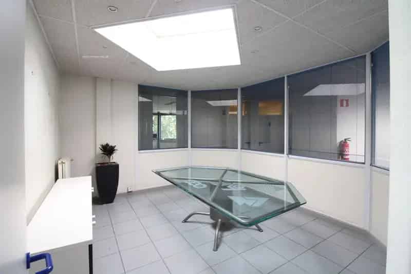 Kantoorruimte te huur Bornem 604m² N16
