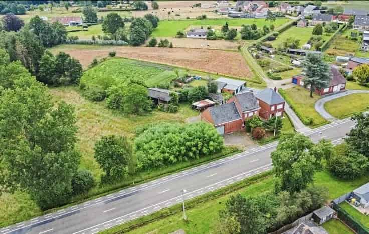 Huis Te Koop Te renoveren hoeve 1ha 15a
