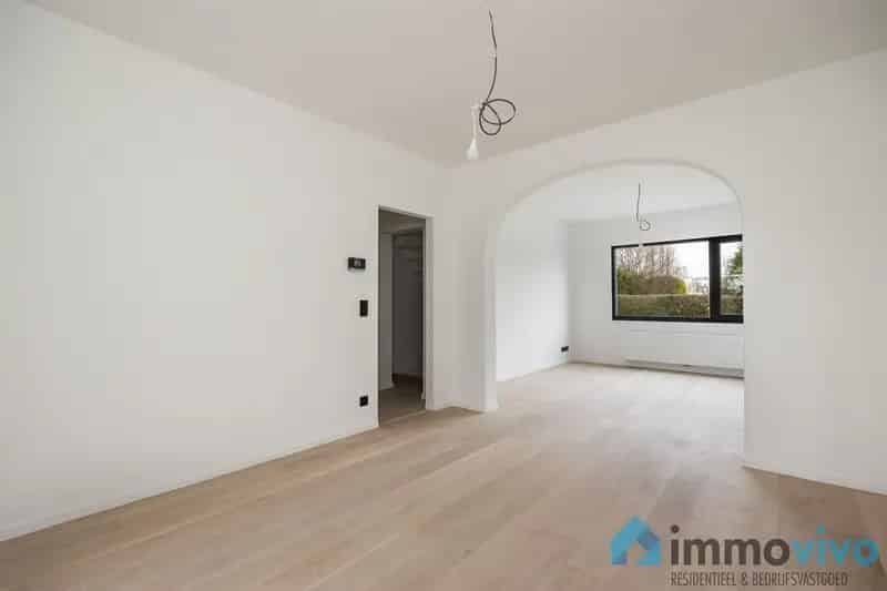 Gerenoveerde HOB 4 slaapkamers tuin garage