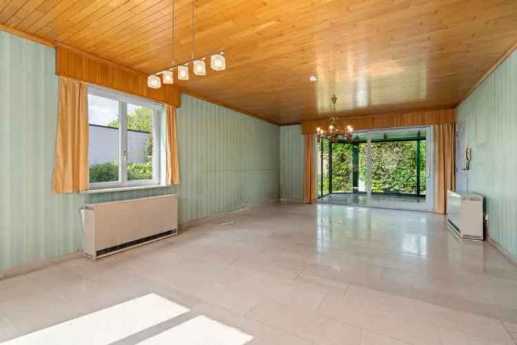 Bungalow te koop Moerbeke-Waas: Ruime gezinswoning met comfort en topligging