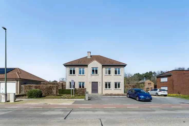 Huis Te Koop Ruime Villa Met Zorgwoning Begiijnendijk