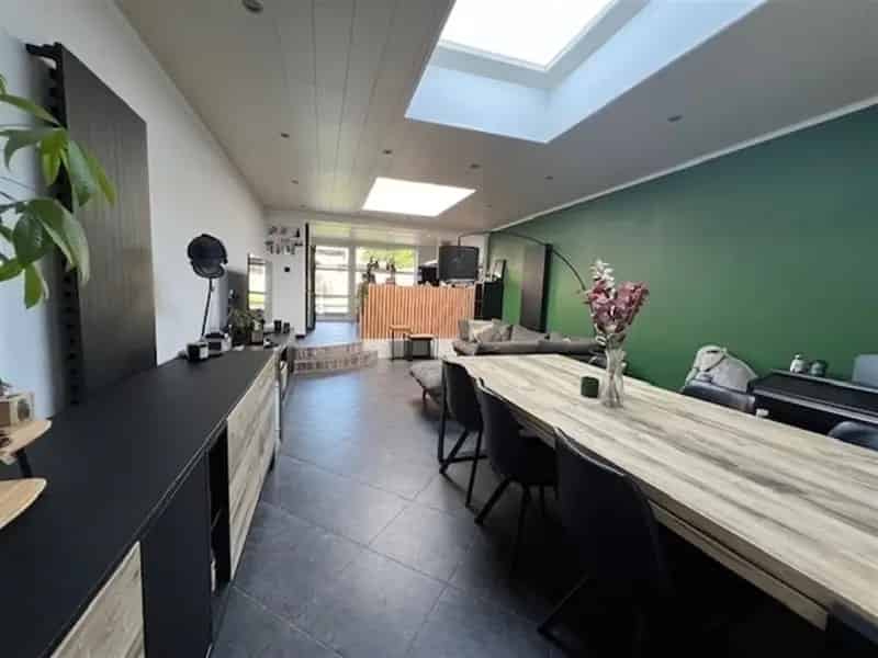 Gezellige woning met tuin en garage