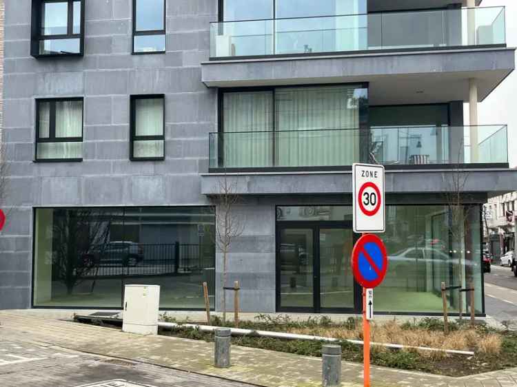 Huur kantoorruimte 434m² met volledige aanbod