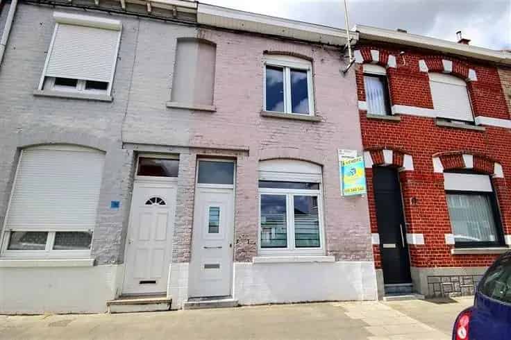 Huis Te Koop: Gezellige woning met tuin en zolder