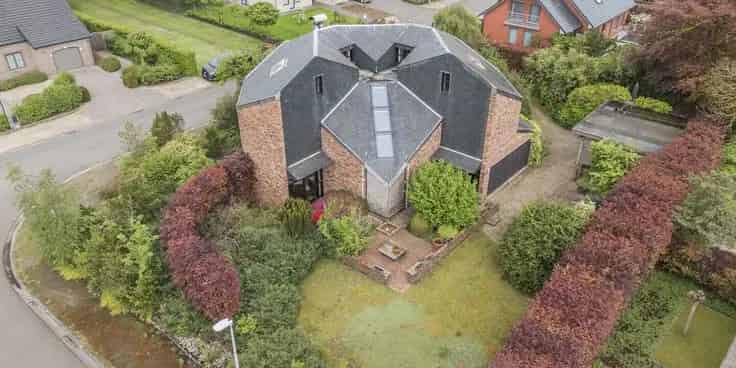 Villa Te Koop Tessenderlo 5 Slaapkamers Tuin 3 Terrassen