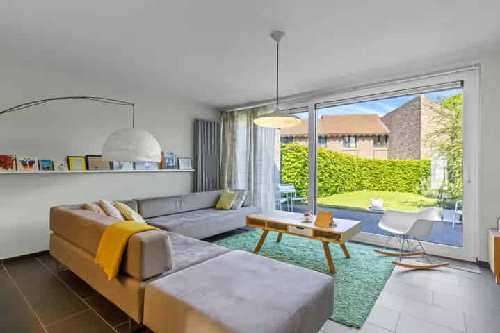 Huis te Koop in Assebroek: Instapklare woning