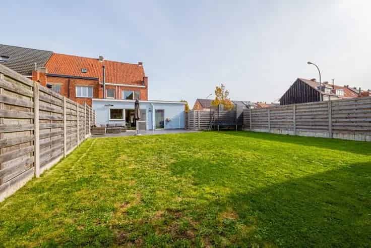 Ruime Huis Te Koop in Centrum Zwijndrecht