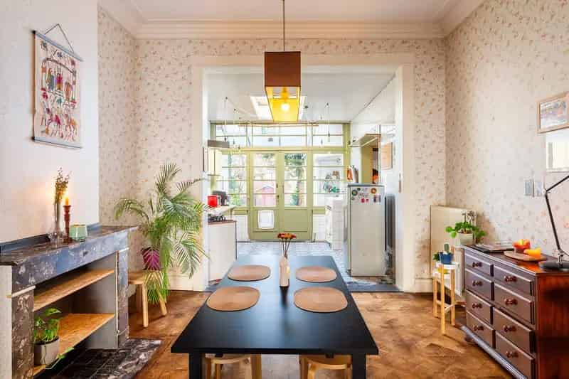 Vintage Appartement te Huur met Tuin Nabij Centrum