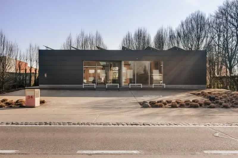 Kantoorruimte te koop Ledegem - Energiezuinig pand met zonnepanelen