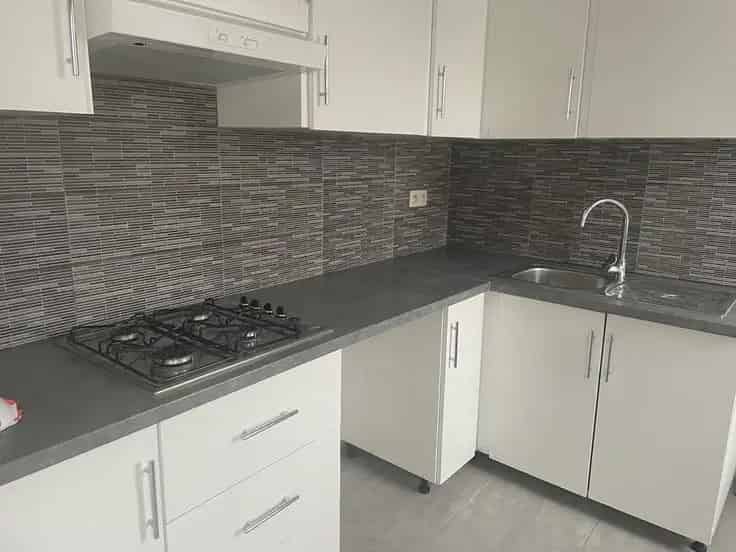 Appartementsblok Te Koop: 3 Instapklare Appartementen met Hoog Rendement