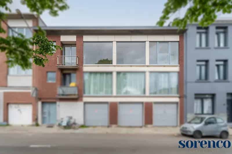 Appartement te koop Berchem 3 slaapkamers gerenoveerd