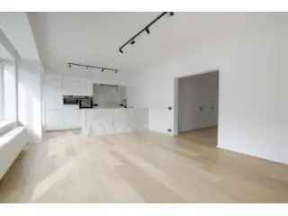 Appartement te huur Sint-Lambrechts-Woluwe 100m² gerenoveerd