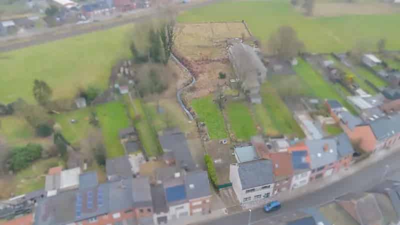 Halfopen Bebouwing 1500m2