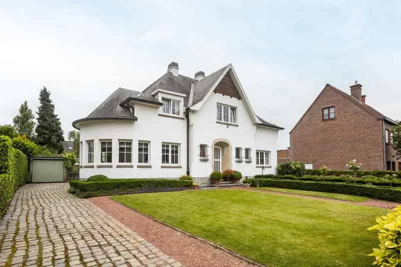 Riante Villa 5 Slpk Praktijkruimte 1100m2 Tuin Garage