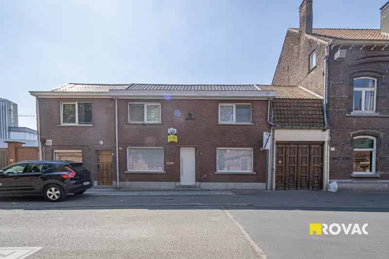 Ruime woning 3 slaapkamers dakterras Roeselare centrum