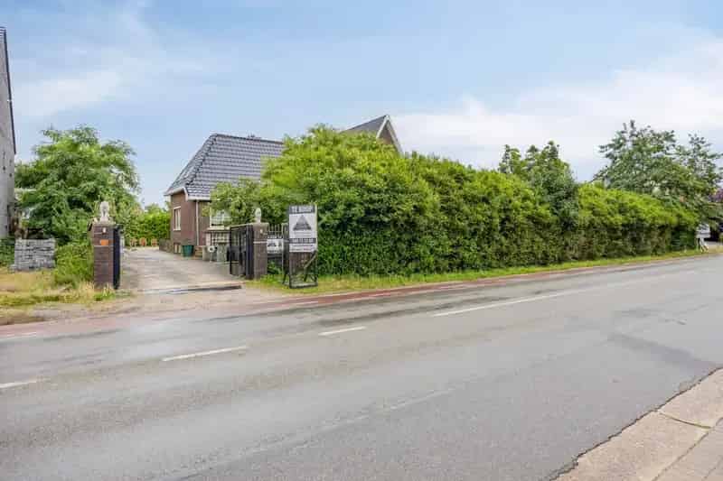 Huis te huur Koolmijnlaan Houthalen 8 slaapkamers grote tuin