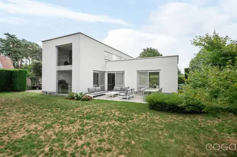 Moderne villa te huur 4 slaapkamers grote tuin St Job in t Goor