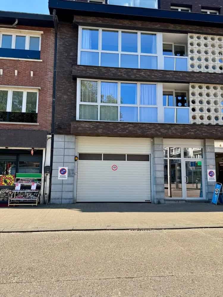 Garage te koop