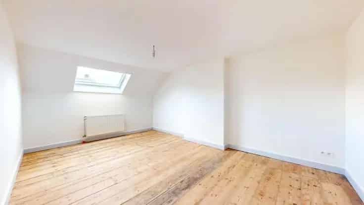 Penthouse Te Koop Gerenoveerd 2 slaapkamers Terras 144m²