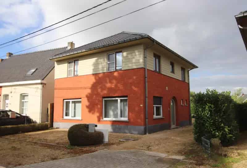Huis te huur Laarne: Moderne 3 slaapkamer woning met garage en tuin