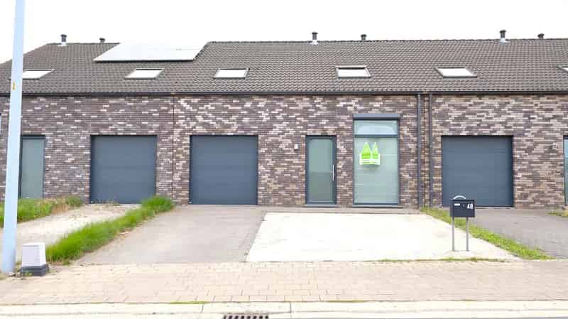 Huis te koop Rumbeke: Instapklare 3 slaapkamers, tuin en garage