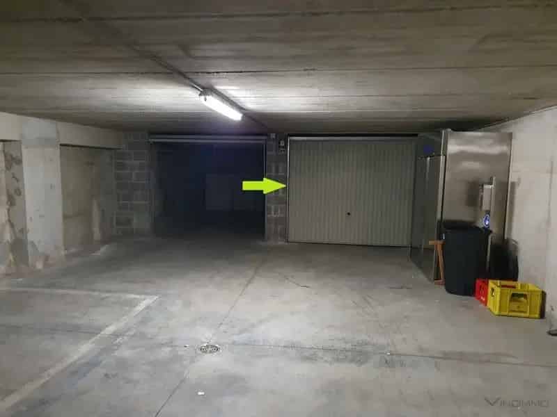 Ruime Garagebox te Koop Goede Ligging