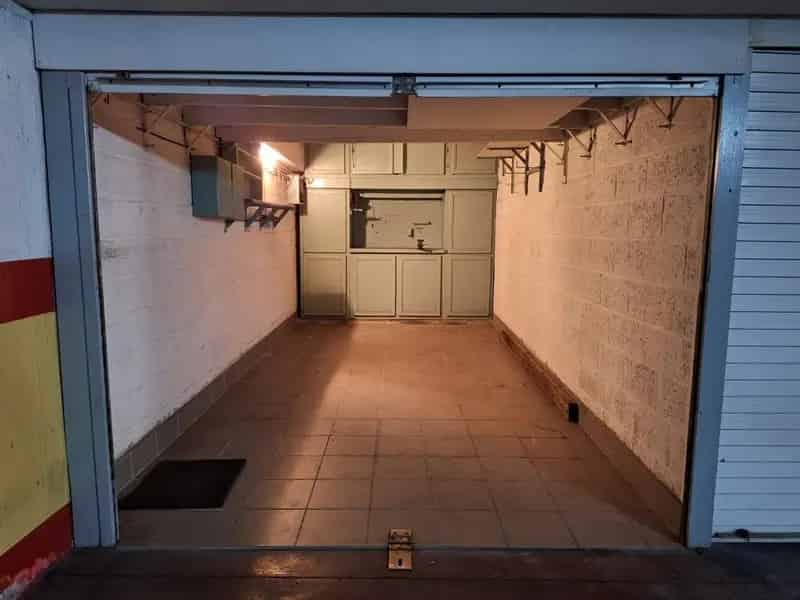 Ondergrondse Garagebox te Huur