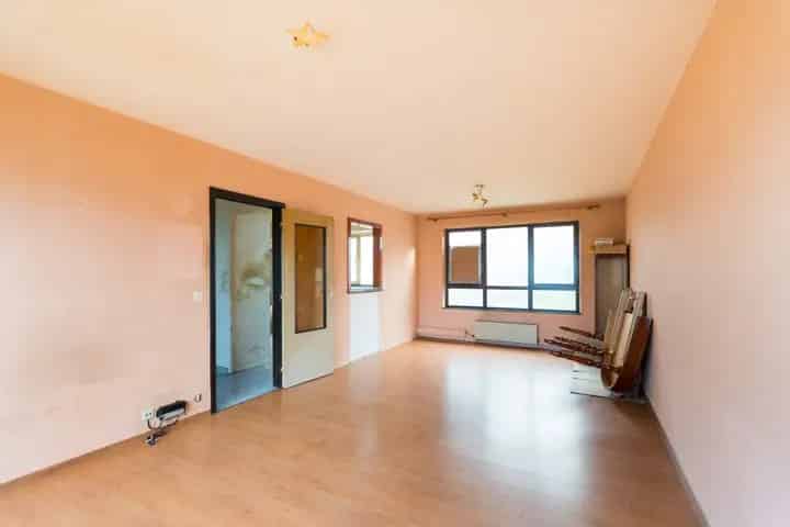 Clos du Castor 3 Te renoveren woning 3 slaapkamers